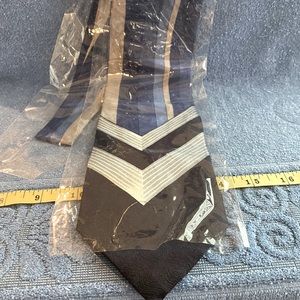 x’Andrini Men’s Necktie NEW